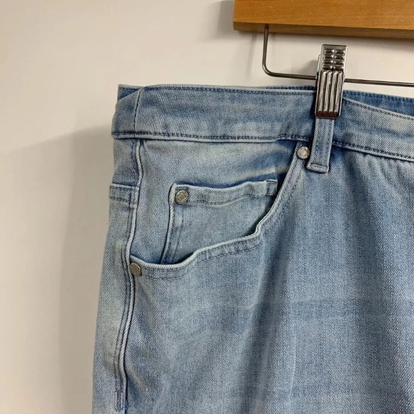 Soft Surroundings Women's High Rise Embroidered Hem Skinny Ankle Size 24W - Picture 3 of 13